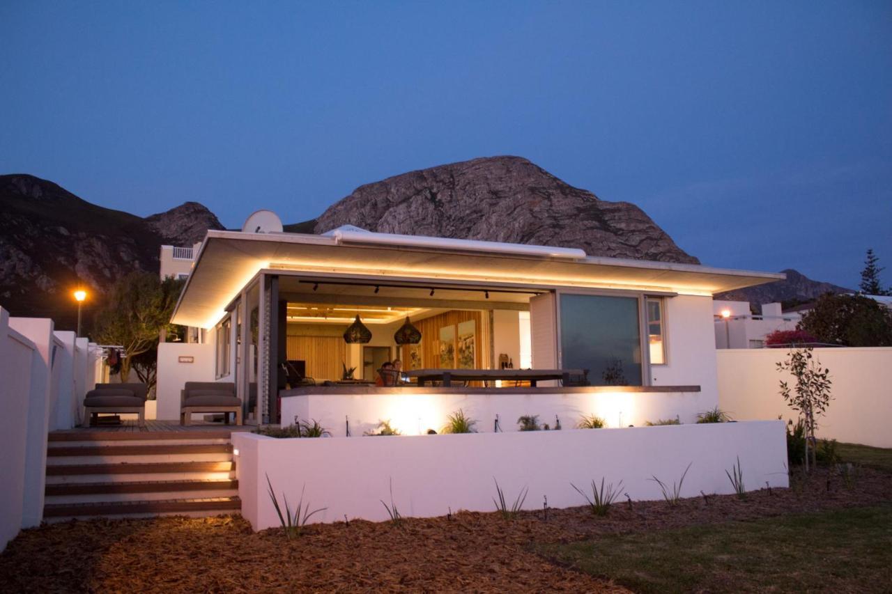 Troon Beach Cottage Hermanus Εξωτερικό φωτογραφία